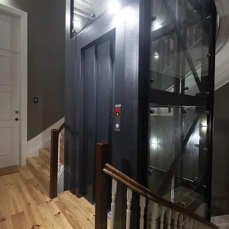 Fashion Luxury House פורטו